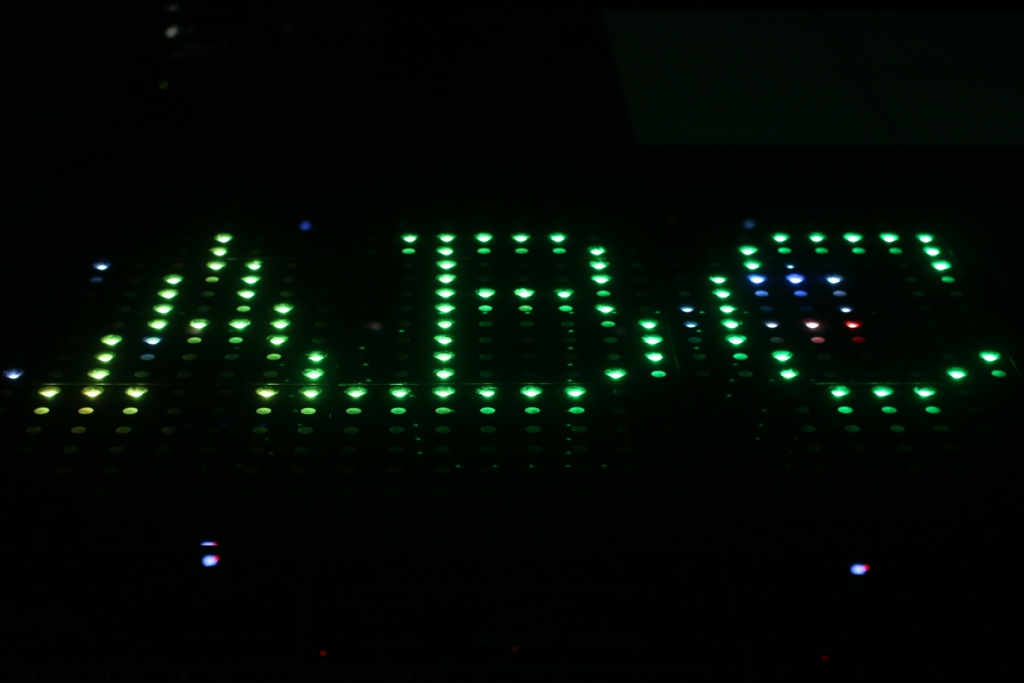 LED Dance Floor:2x2ft size, 8x8 pixels, Wireless Magnet connect